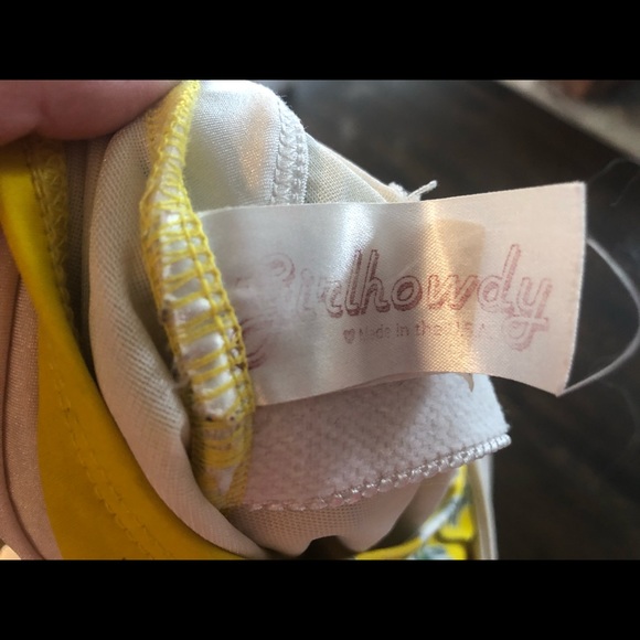 One piece pin-up swimsuit (4) - Picture 4 of 4